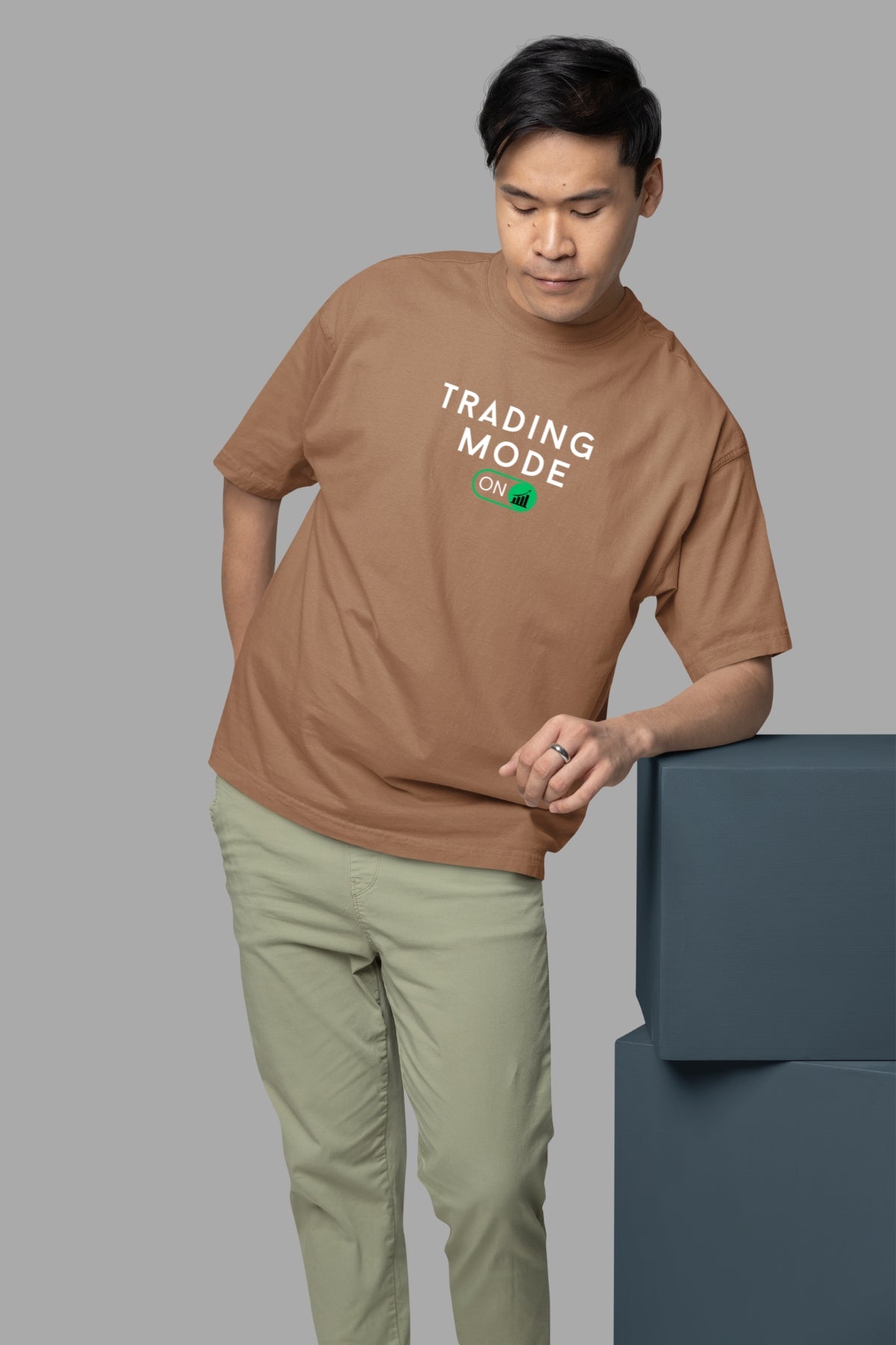 Trading Mode On Oversize T-Shirt