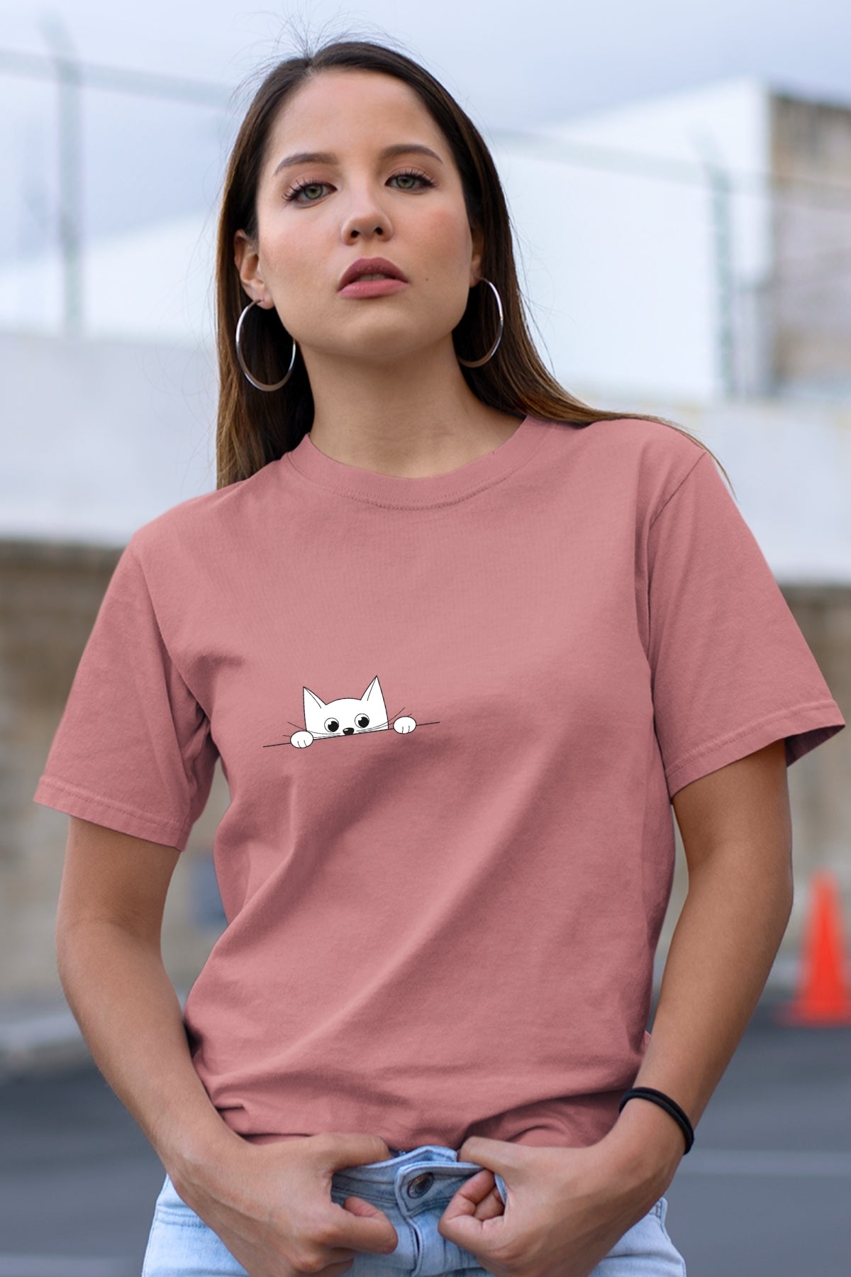 Peek-a-boo Cat hiding single Unisex T-Shirt