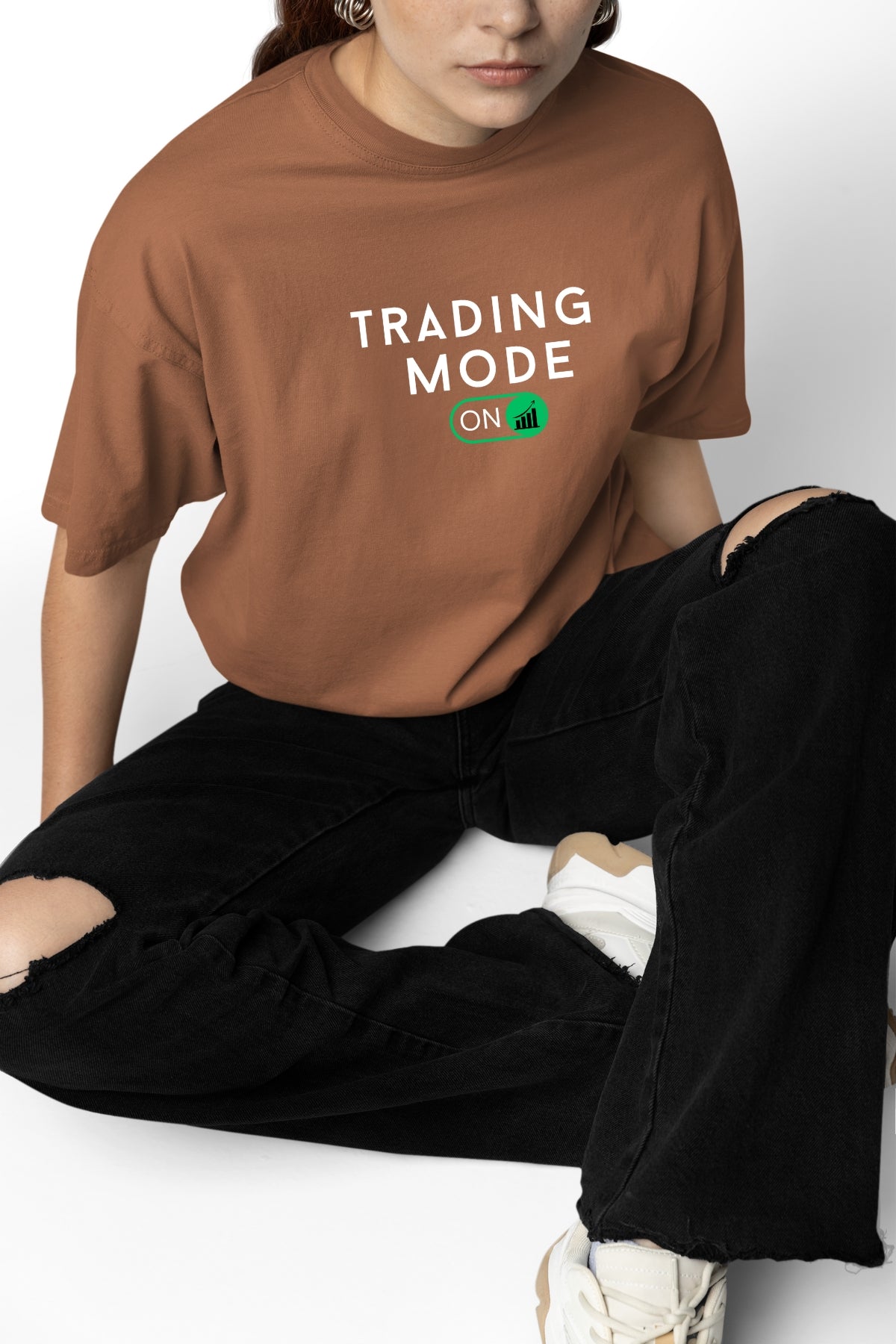 Trading Mode On Oversize T-Shirt