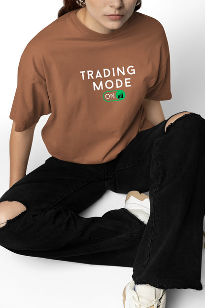 Trading Mode On Oversize T-Shirt