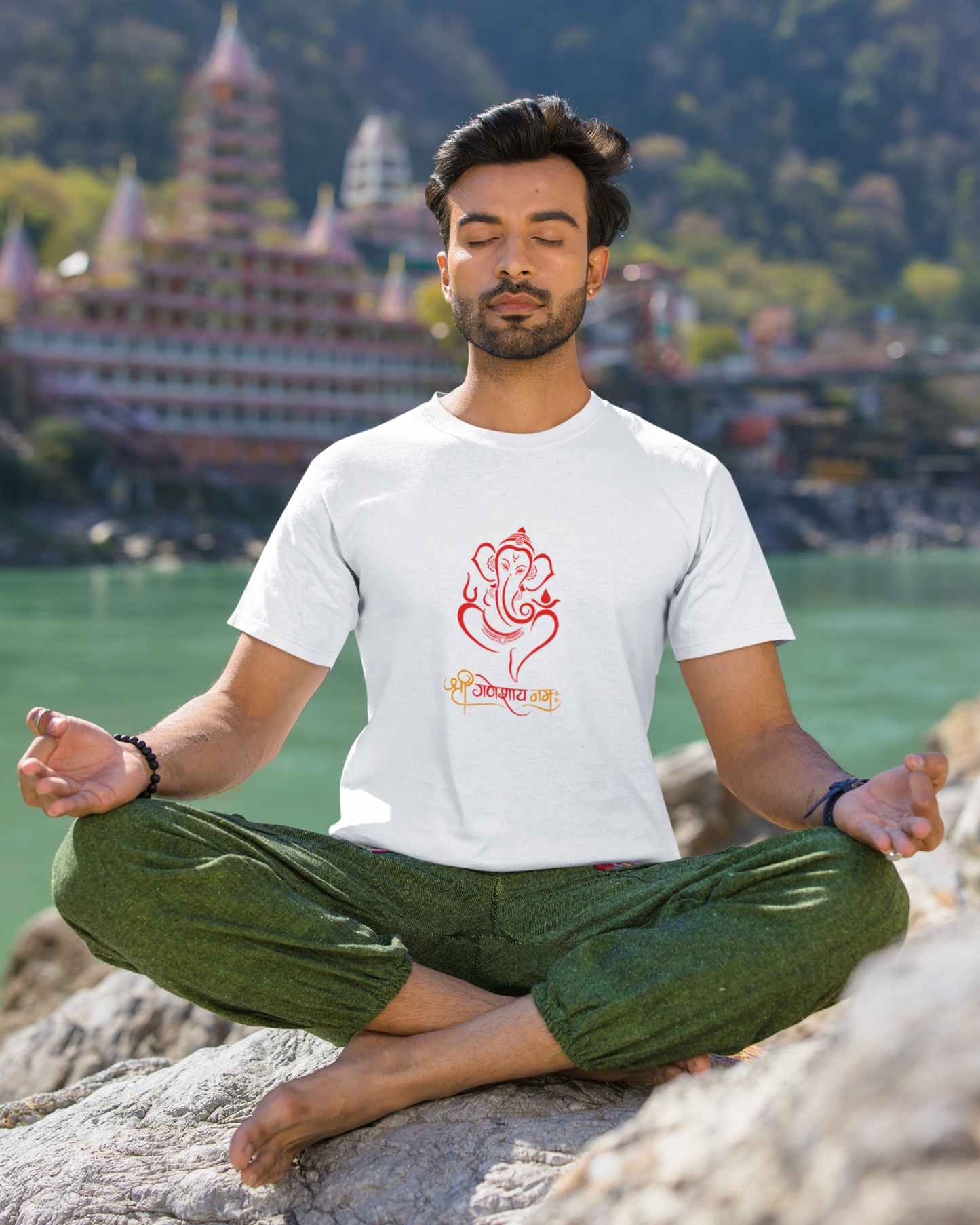 Om Ganeshaye Namah Ganeshji Orange Text Unisex T-Shirt